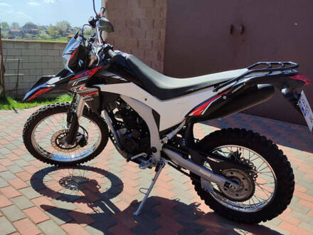 Лонкин LX 250GY-3 2019 в Нетешине на Automoto.ua Черный Лонкин LX 250GY-3, объемом двигателя 0 л и пробегом 3 тыс. км за 1950 $, фото 1 на Automoto.ua