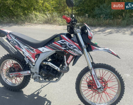 Лонкін LX 250GY-3, об'ємом двигуна 0 л та пробігом 11 тис. км за 1500 $, фото 4 на Automoto.ua