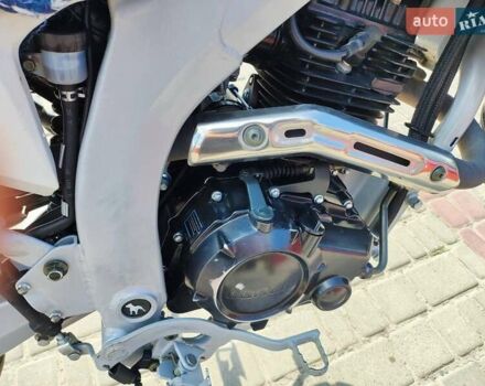 Лонкин LX 250GY-3, объемом двигателя 0 л и пробегом 9 тыс. км за 1600 $, фото 4 на Automoto.ua