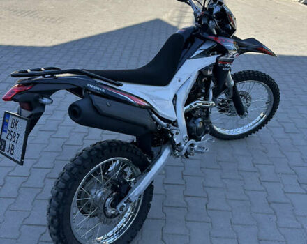 Лонкин LX 250GY-3, объемом двигателя 0 л и пробегом 4 тыс. км за 1700 $, фото 2 на Automoto.ua