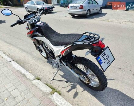 Лонкин LX 250GY-3, объемом двигателя 0 л и пробегом 3 тыс. км за 2100 $, фото 4 на Automoto.ua