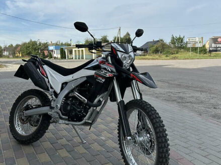 Лонкин LX 250GY-3, объемом двигателя 0 л и пробегом 4 тыс. км за 1700 $, фото 1 на Automoto.ua
