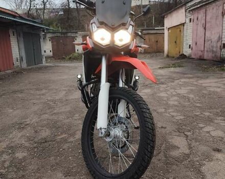 Красный Лонкин LX 250GY-3G, объемом двигателя 0.22 л и пробегом 23 тыс. км за 1750 $, фото 2 на Automoto.ua