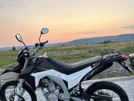 Лонкін LX 300GY 2021 у Виноградове на Automoto.ua Чорний Лонкін LX 300GY, об'ємом двигуна 0.3 л та пробігом 7 тис. км за 2150 $, фото 1 на Automoto.ua