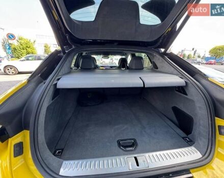 Жовтий Лотус Eletre, об'ємом двигуна 0 л та пробігом 3 тис. км за 135500 $, фото 10 на Automoto.ua