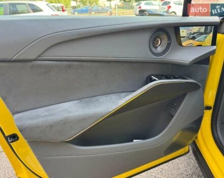 Жовтий Лотус Eletre, об'ємом двигуна 0 л та пробігом 3 тис. км за 135500 $, фото 9 на Automoto.ua