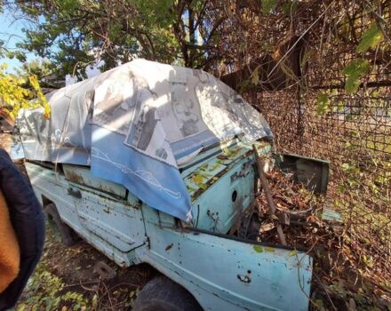 ЛуАЗ 1302 1980 в Запорожье на Automoto.ua Зеленый ЛуАЗ 1302, объемом двигателя 0 л и пробегом 1000 тыс. км за 93 $, фото 1 на Automoto.ua