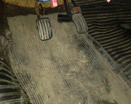 Зелений ЛуАЗ 696, об'ємом двигуна 1.3 л та пробігом 37 тис. км за 3500 $, фото 7 на Automoto.ua