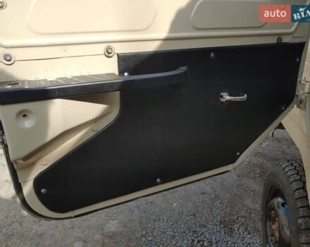 Бежевый ЛуАЗ 969 Волинь, объемом двигателя 1.2 л и пробегом 100 тыс. км за 3200 $, фото 17 на Automoto.ua