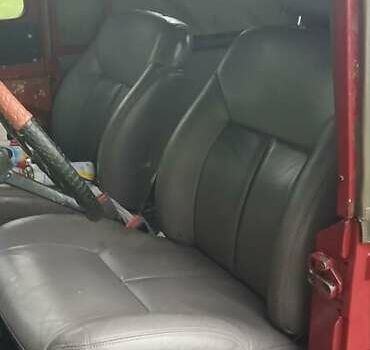 Красный ЛуАЗ 969 Волинь, объемом двигателя 1.3 л и пробегом 100 тыс. км за 2400 $, фото 7 на Automoto.ua