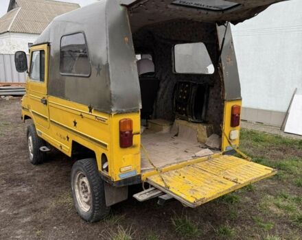 Желтый ЛуАЗ 969 Волинь, объемом двигателя 0 л и пробегом 1 тыс. км за 700 $, фото 4 на Automoto.ua