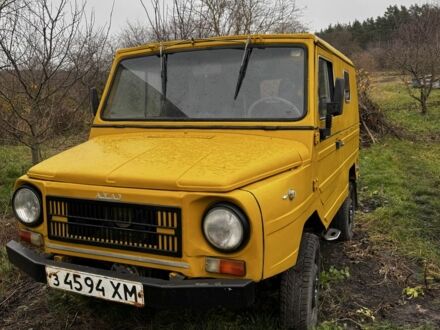Желтый ЛуАЗ 969 Волинь, объемом двигателя 1.2 л и пробегом 2 тыс. км за 2950 $, фото 1 на Automoto.ua