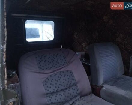 Зеленый ЛуАЗ 969 Волинь, объемом двигателя 1.2 л и пробегом 250 тыс. км за 900 $, фото 3 на Automoto.ua