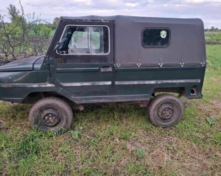 Зеленый ЛуАЗ 969 Волинь, объемом двигателя 1.2 л и пробегом 10 тыс. км за 716 $, фото 5 на Automoto.ua