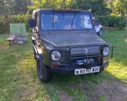 Зеленый ЛуАЗ 969 Волинь, объемом двигателя 1.2 л и пробегом 100 тыс. км за 1750 $, фото 2 на Automoto.ua