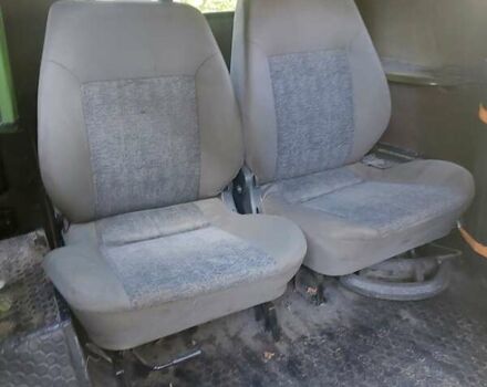 Зеленый ЛуАЗ 969 Волинь, объемом двигателя 1.2 л и пробегом 100 тыс. км за 1750 $, фото 8 на Automoto.ua