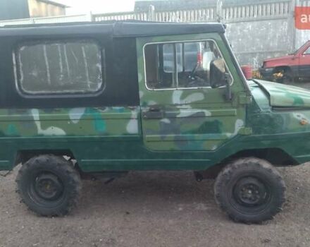 Зеленый ЛуАЗ 969 Волинь, объемом двигателя 1.2 л и пробегом 55 тыс. км за 1111 $, фото 3 на Automoto.ua