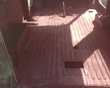 Зелений ЛуАЗ 969 Волинь, об'ємом двигуна 1.2 л та пробігом 50 тис. км за 1500 $, фото 4 на Automoto.ua