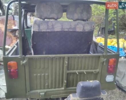 Зеленый ЛуАЗ 969 Волинь, объемом двигателя 1.5 л и пробегом 85 тыс. км за 1300 $, фото 7 на Automoto.ua
