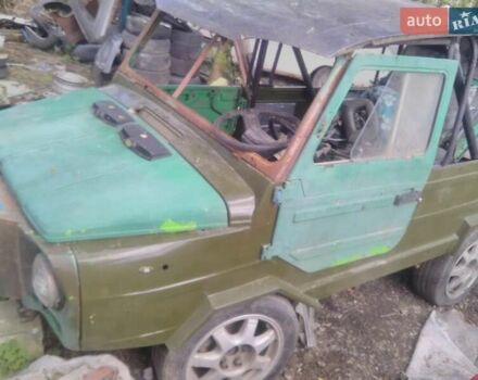 Зеленый ЛуАЗ 969 Волинь, объемом двигателя 1.5 л и пробегом 85 тыс. км за 1300 $, фото 3 на Automoto.ua