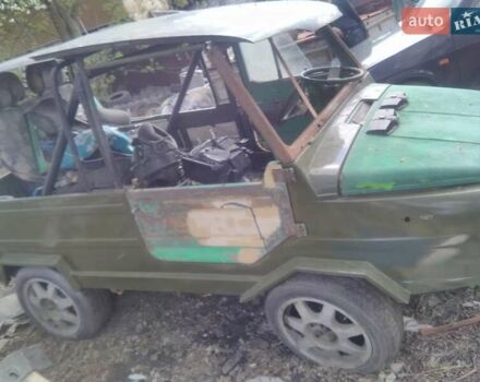 Зеленый ЛуАЗ 969 Волинь, объемом двигателя 1.5 л и пробегом 85 тыс. км за 1300 $, фото 5 на Automoto.ua