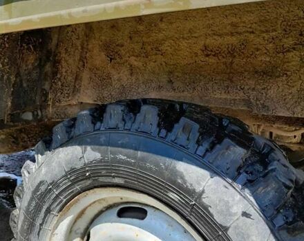 Зелений ЛуАЗ 969 Волинь, об'ємом двигуна 1 л та пробігом 460 тис. км за 1250 $, фото 6 на Automoto.ua