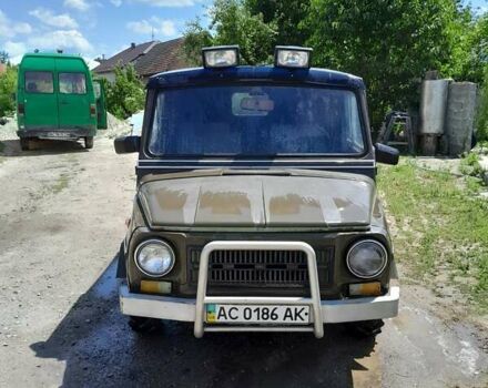 Зелений ЛуАЗ 969 Волинь, об'ємом двигуна 1 л та пробігом 460 тис. км за 1250 $, фото 2 на Automoto.ua