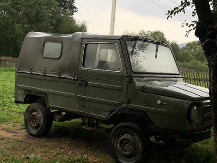 Зелений ЛуАЗ 969 Волинь, об'ємом двигуна 1.2 л та пробігом 100 тис. км за 1000 $, фото 1 на Automoto.ua
