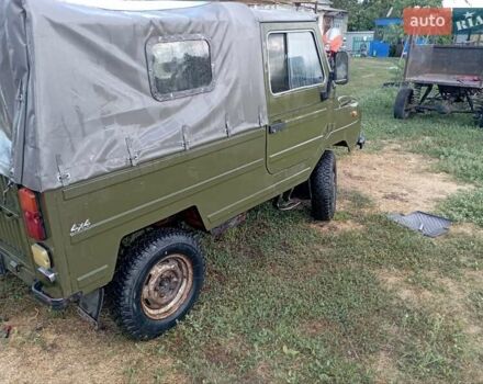 Зеленый ЛуАЗ 969А, объемом двигателя 1.2 л и пробегом 445 тыс. км за 2000 $, фото 4 на Automoto.ua