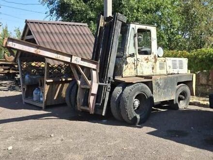 Львовский погрузчик 4014, объемом двигателя 0 л и пробегом 100 тыс. км за 3300 $, фото 1 на Automoto.ua