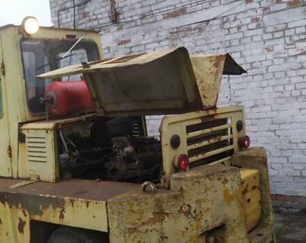 Желтый Львовский погрузчик 40814, объемом двигателя 3.48 л и пробегом 100 тыс. км за 3150 $, фото 14 на Automoto.ua