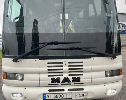 Белый МАН 10.220, объемом двигателя 6.87 л и пробегом 930 тыс. км за 15500 $, фото 4 на Automoto.ua