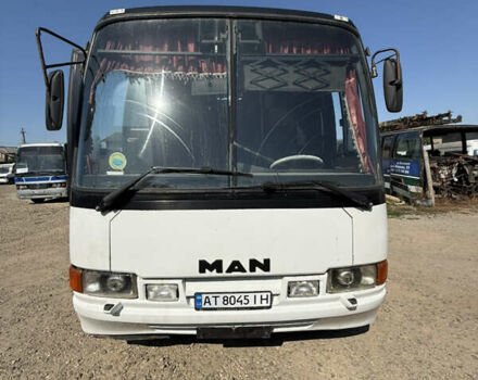 Белый МАН 11.230, объемом двигателя 6.7 л и пробегом 10 тыс. км за 6500 $, фото 1 на Automoto.ua