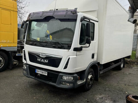 Белый МАН 12.220, объемом двигателя 0 л и пробегом 327 тыс. км за 31500 $, фото 1 на Automoto.ua