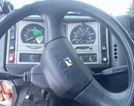 Оранжевый МАН 12.220, объемом двигателя 6.9 л и пробегом 740 тыс. км за 13900 $, фото 5 на Automoto.ua