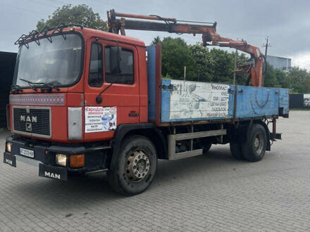 Красный МАН 12.163, объемом двигателя 6 л и пробегом 480 тыс. км за 15500 $, фото 1 на Automoto.ua