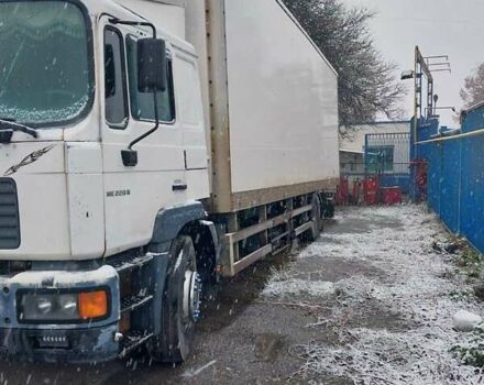 Белый МАН 18.224, объемом двигателя 6.87 л и пробегом 437 тыс. км за 8900 $, фото 3 на Automoto.ua