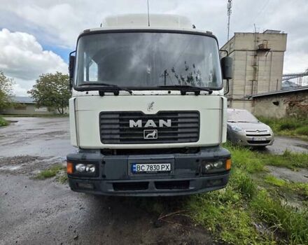 Белый МАН 18.224, объемом двигателя 6.87 л и пробегом 700 тыс. км за 16300 $, фото 2 на Automoto.ua