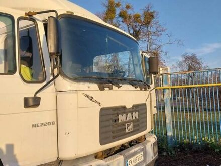 Белый МАН 18.224, объемом двигателя 6.87 л и пробегом 437 тыс. км за 8900 $, фото 1 на Automoto.ua