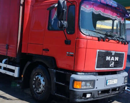 Красный МАН 18.224, объемом двигателя 6.9 л и пробегом 280 тыс. км за 13800 $, фото 1 на Automoto.ua