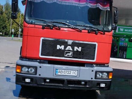 Красный МАН 18.224, объемом двигателя 6.9 л и пробегом 280 тыс. км за 13800 $, фото 1 на Automoto.ua
