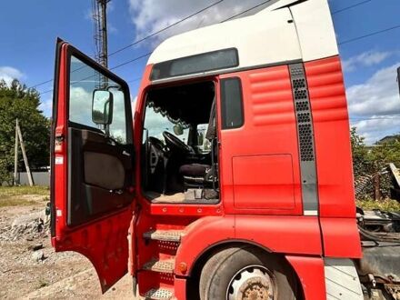 Красный МАН 18.440, объемом двигателя 12.99 л и пробегом 960 тыс. км за 14000 $, фото 1 на Automoto.ua