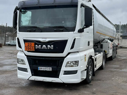 Белый МАН 18.480, объемом двигателя 12.42 л и пробегом 995 тыс. км за 18000 $, фото 1 на Automoto.ua