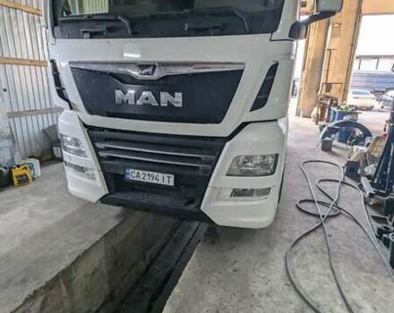 Белый МАН 26.460, объемом двигателя 12.42 л и пробегом 900 тыс. км за 48888 $, фото 3 на Automoto.ua