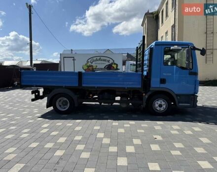 МАН 8 2011 в Бучаче на Automoto.ua Синий МАН 8, объемом двигателя 4.6 л и пробегом 431 тыс. км за 27450 $, фото 5 на Automoto.ua