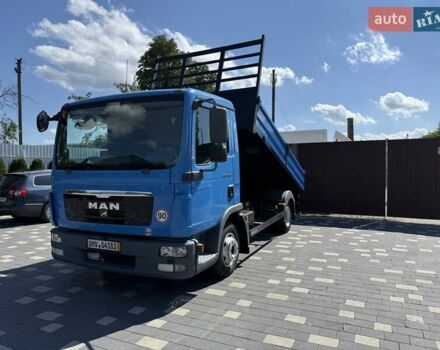 МАН 8 2011 в Бучаче на Automoto.ua Синий МАН 8, объемом двигателя 4.6 л и пробегом 431 тыс. км за 27450 $, фото 33 на Automoto.ua