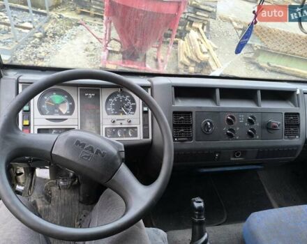 Белый МАН 8.163, объемом двигателя 4.6 л и пробегом 516 тыс. км за 12800 $, фото 5 на Automoto.ua