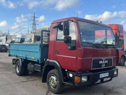 Красный МАН 8.163, объемом двигателя 4.6 л и пробегом 526 тыс. км за 14700 $, фото 1 на Automoto.ua