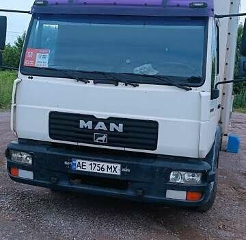 Белый МАН 8.180, объемом двигателя 4.58 л и пробегом 900 тыс. км за 8500 $, фото 5 на Automoto.ua