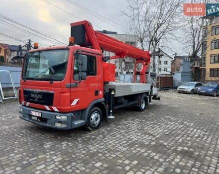 Красный МАН 8.180, объемом двигателя 4.2 л и пробегом 42 тыс. км за 104656 $, фото 3 на Automoto.ua